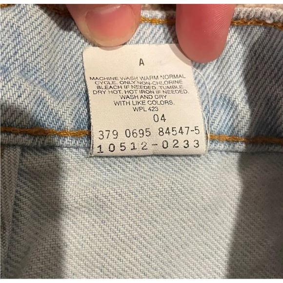 Vintage Mid 90s Levis 512 Denim Cut Off Shorts Size 13 Light Wash - Picture 7 of 10